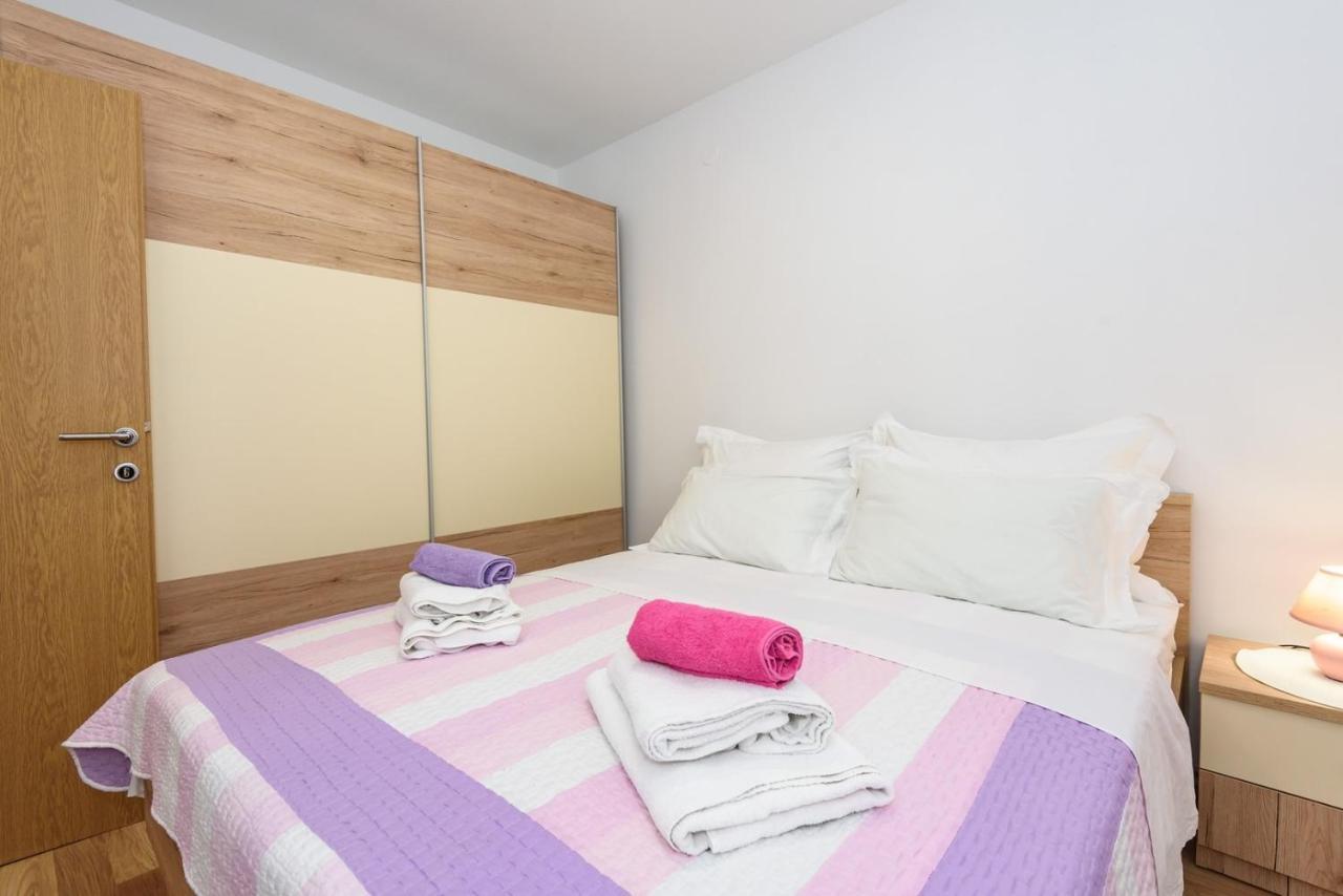 Apartment Dego Near Ploce, Riverfront, Parking Rogotin 外观 照片